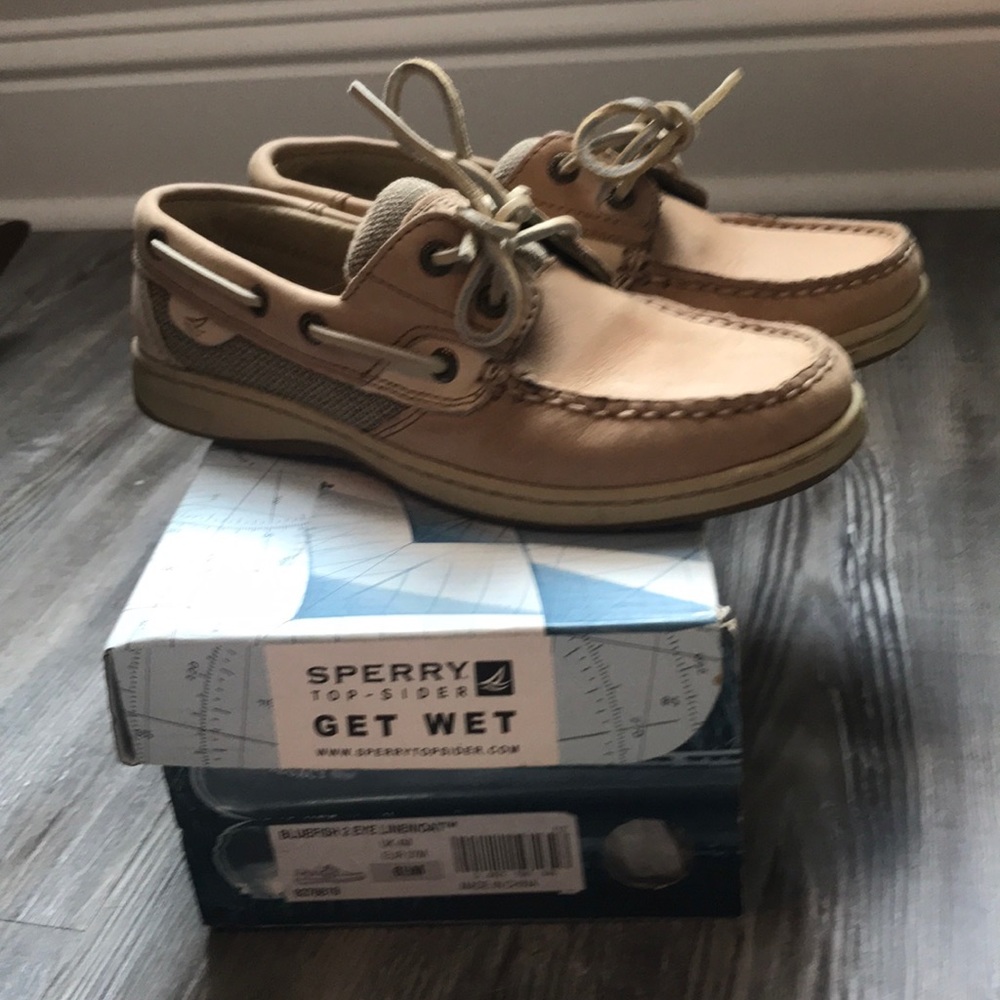Sperry top-sider boat shoe